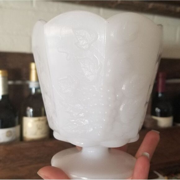Brody Milk Glass Vase, Grape And Leaf, Faceted Octagon Shape, Pedestal Foot - Picture 1 of 4
